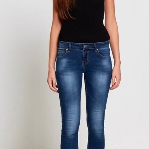 Skinny JEANS WITH SLIGHT FLARED LEGS SUPER SOFT SIZE M - Picture 2 of 5